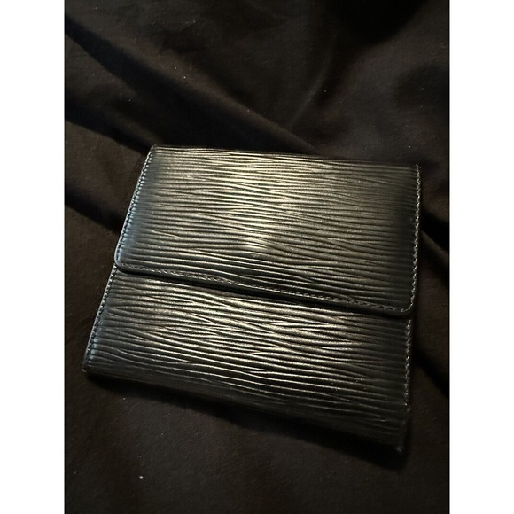 Louis Vuitton Epi Leather Black Bifold Wallet Small‎ Snap Closure - Picture 4 of 8